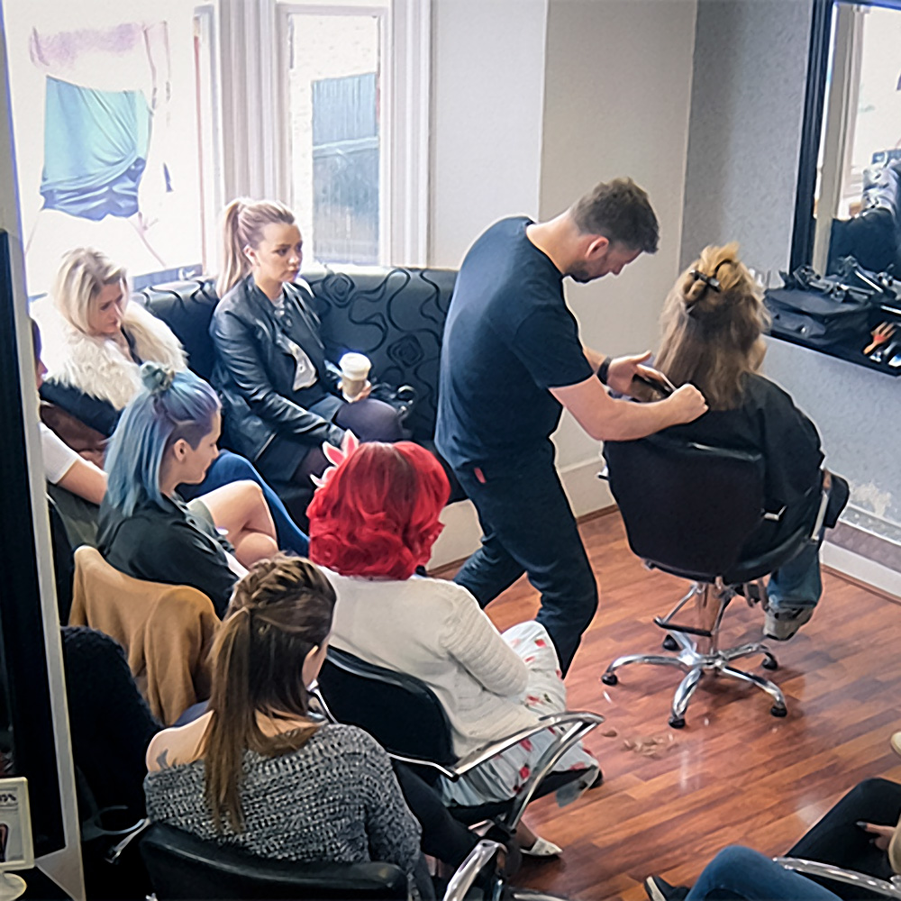 Jakata Salon Training Session With North West Hairdresser Of The